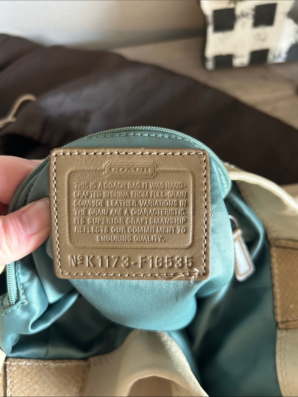 Coach Cream Leather Shoulder Hobo Bag with Tan Strap - Picture 12 of 13